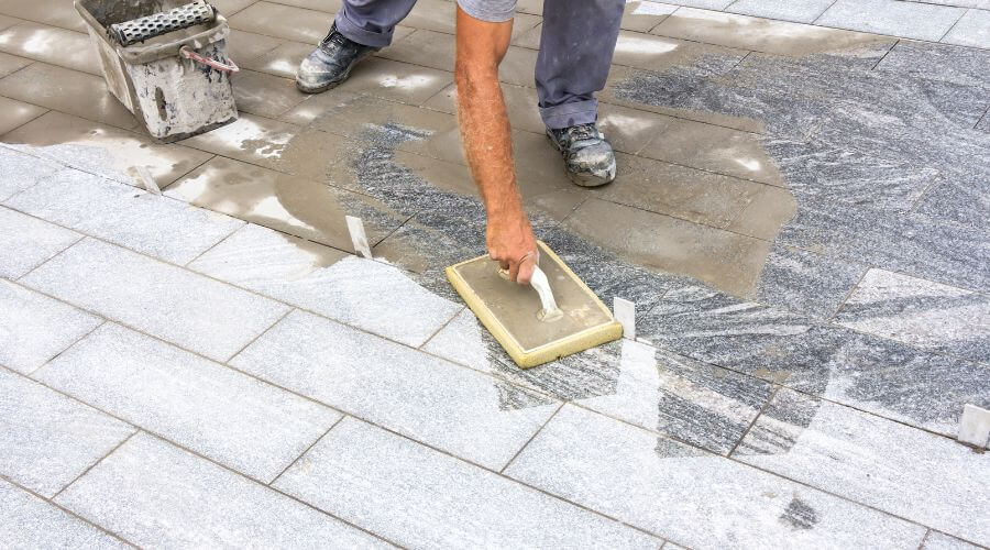 Professional gutter cleaning in Thornfield, MO